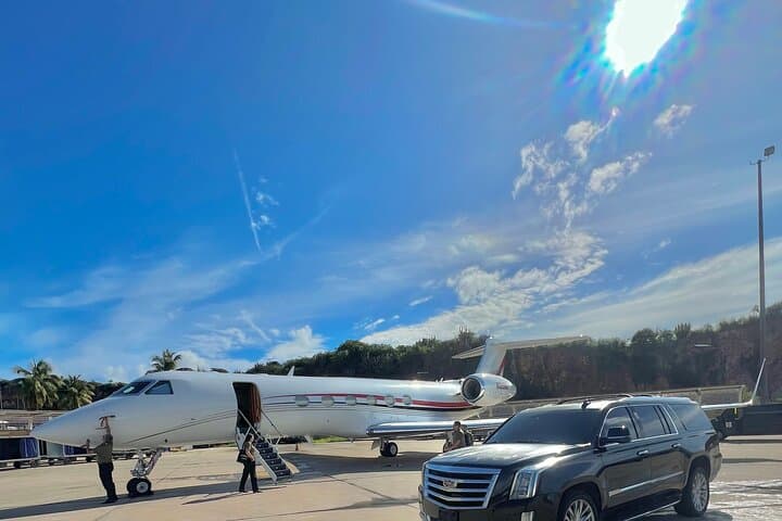 St. Thomas Airport Transfer to Red Hook Ferry — Private Taxi & Quick Shuttle photo 6