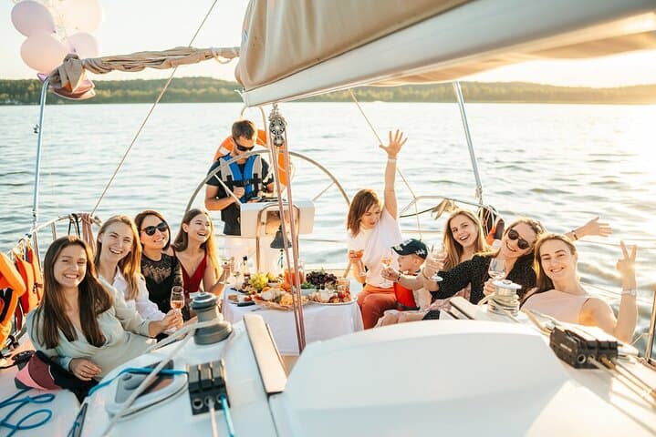 Private Palermo Food and Drink Sailing: Luxury Sicilian Coastal Cruise with Onboard Cesarina