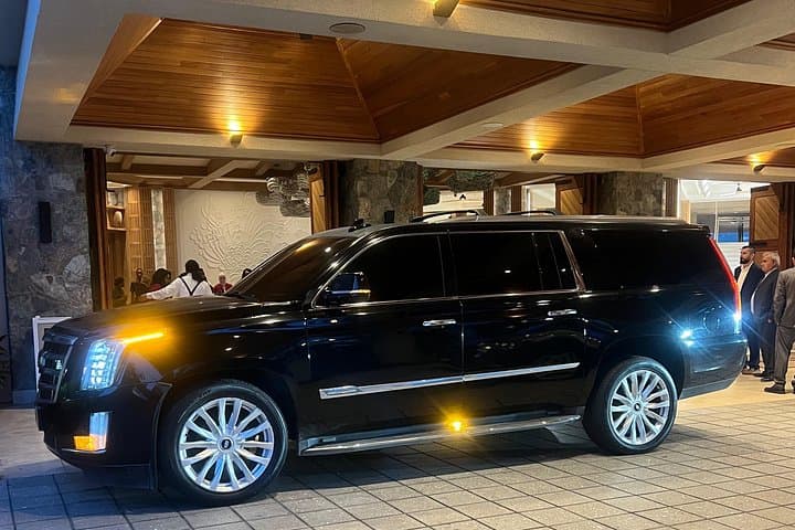 St. Thomas Airport Transfer to The Ritz-Carlton: Reliable Private Taxi Service photo 2