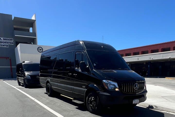 St. Thomas Airport Transfer to The Ritz-Carlton: Reliable Private Taxi Service photo 3