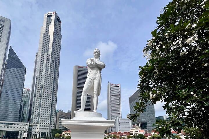 Colonial Riverwalk: Singapore’s Journey from Trading Post to Modern City photo 3