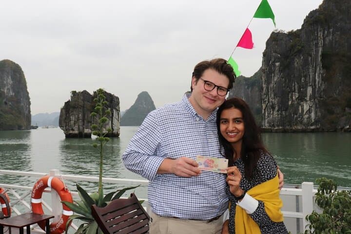 Halong Bay 4-Hour Cruise: Kayak Ba Hang & Explore Thien Cung Cave photo 3