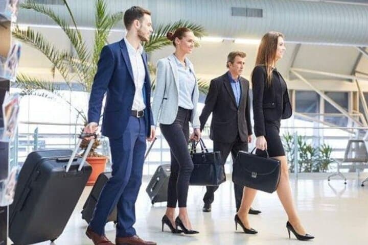 Private One-Way Transfer Between Dubai Airport (DXB) and Dubai & Sharjah photo 2