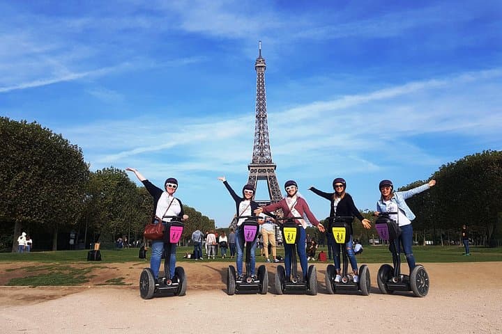 Paris Private Family Segway Tour: Morning Guided Ride from UNESCO photo 4