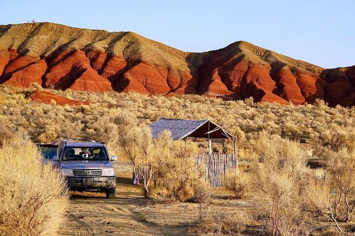Altyn Emel Desert Escape: 2-Day SUV Tour to Singing Dune and Aktau