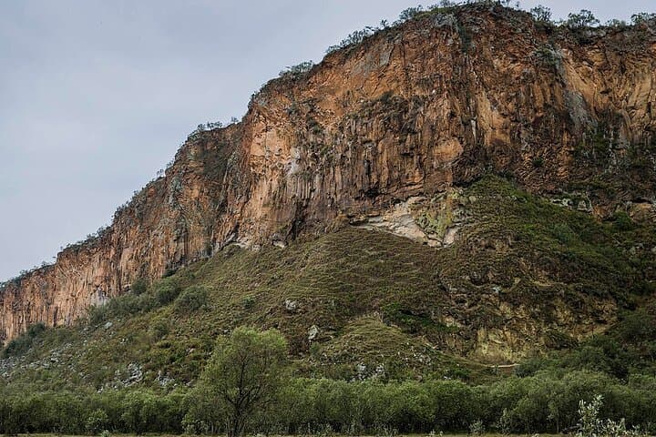 Hells Gate National Park and Lake Naivasha: Full-Day Safari & Boat Ride from Nairobi photo 4