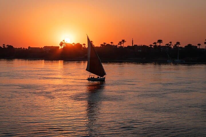Hurghada to Cairo: Full-Day Big Bus Tour to the Pyramids, Museum & Nile photo 5