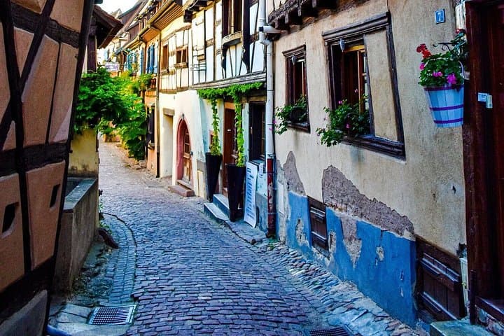 Strasbourg to Colmar, Eguisheim & Riquewihr — Tailor-Made Alsace Day Tour photo 4