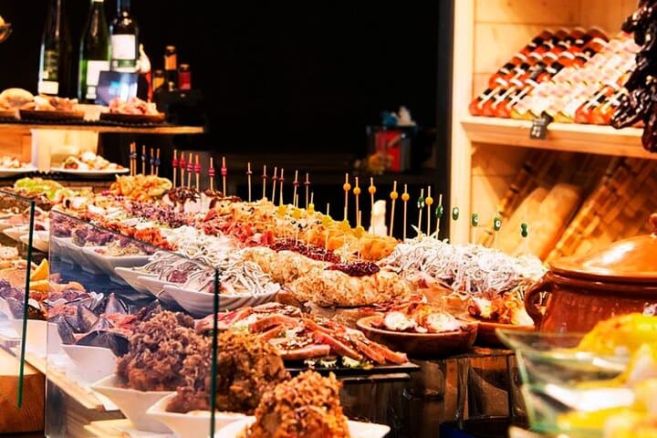 Bilbao Pintxo Bike Tour: Ride and Taste the City's Best Pintxos