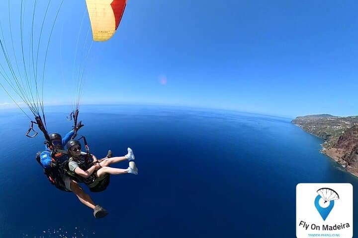 Tandem Paragliding Over Madeira: 30-Min Beach Landing Adventure photo 5