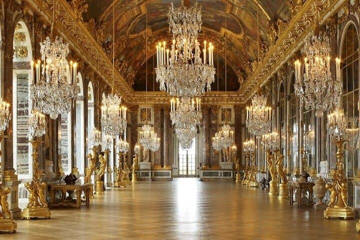 Skip-the-Line Versailles Palace Tour: Private Guided Visit from Paris photo 5