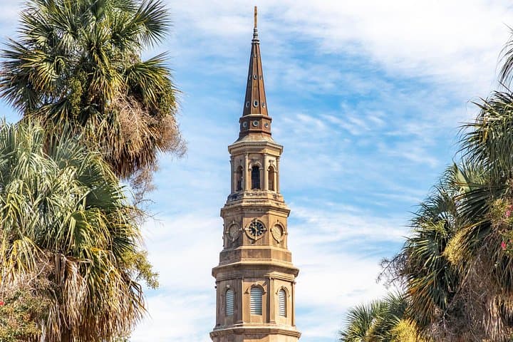 Storied Charleston Walking Tour with Local Author Liz Butler — 90-Minute Historic Walk photo 3