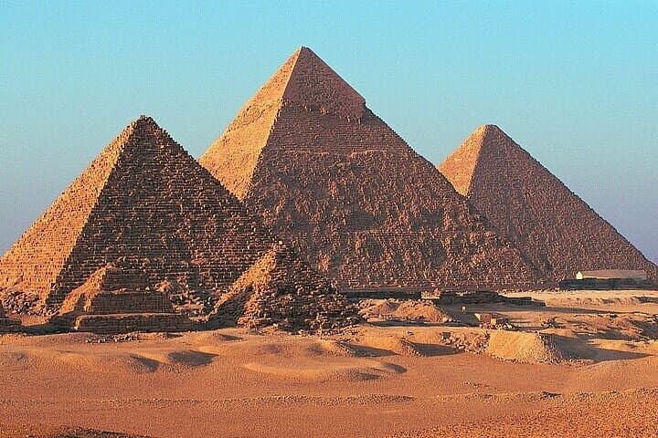 Full-Day Cairo from Sharm El-Sheikh: Pyramids, Sphinx & Egyptian Museum