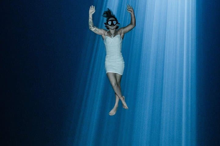 Cenote Photo Shoot Near Mérida: Swim, Snorkel & Underwater Portraits photo 4