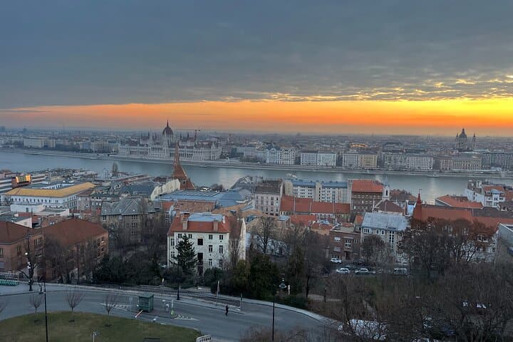 Budapest Sunrise in a Vintage Russian Jeep: Early-Morning Danube Panorama photo 2