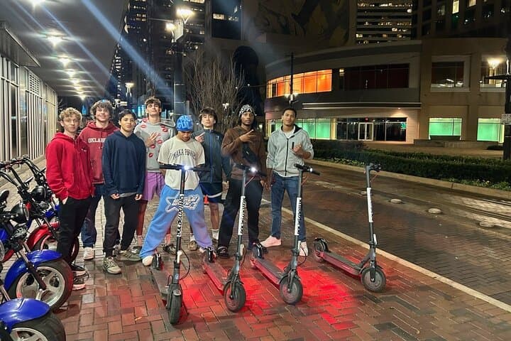 Downtown Dallas S2 Pro E-Scooter Self-Guided City Cruise photo 4
