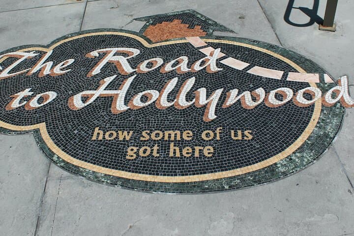 Electric Bike Tour of Hollywood Landmarks: 12-Mile Guided Ride Through LA Icons photo 5