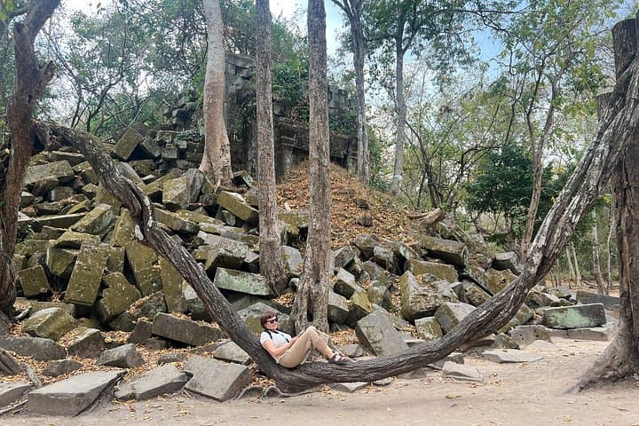 Private Kbal Spean, Banteay Srei & Beng Mealea Temple Tour from Siem Reap photo 1