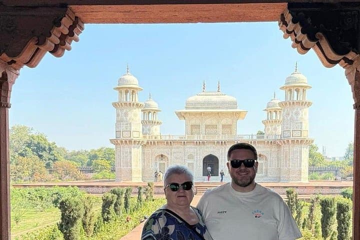 Day Trip to the Taj Mahal by Gatimaan Express — Agra from Delhi photo 4