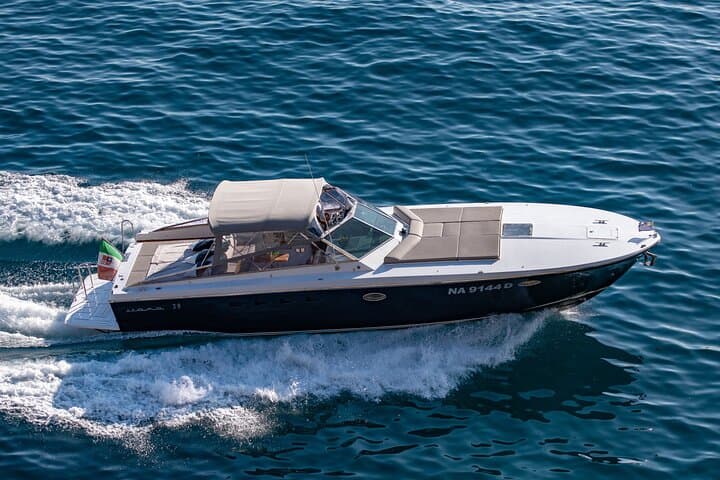 Full-Day Luxury Capri & Amalfi Coast Boat Excursion photo 5