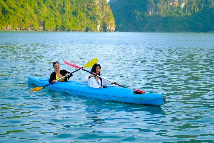 Paddling Halong to Lan Ha Bay: Private Canoe Trip to Hidden Beaches