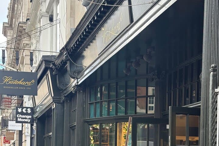 Wandering London Bookshops: Guided Walk from British Library to Piccadilly photo 3