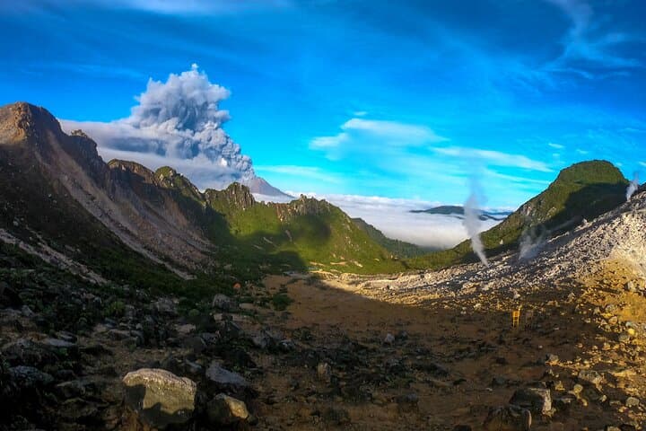 Mount Sibayak Sunrise Hike: Volcano Trek and Hot Springs Near Berastagi photo 3