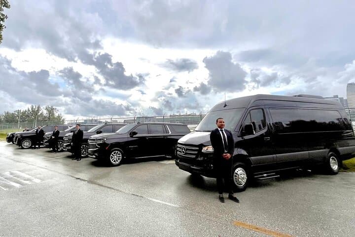 VIP Transfer to Miami International Airport and Port of Miami — Private Black Car Service photo 6
