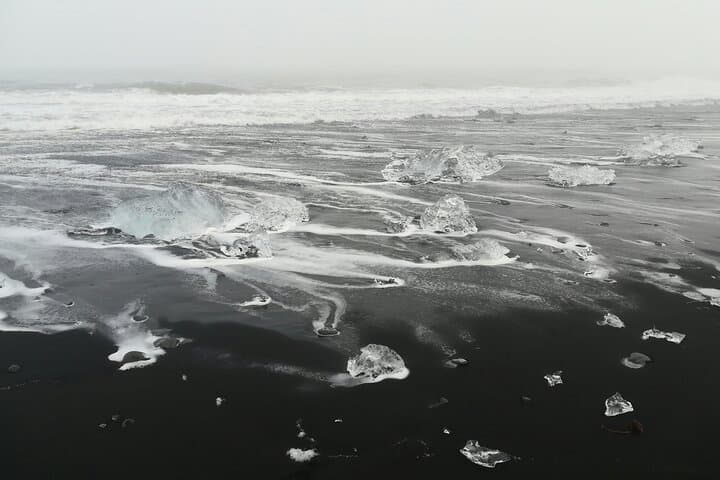 From Djupivogur to Jökulsárlón: Small-Group Glacier Lagoon Shore Excursion photo 5