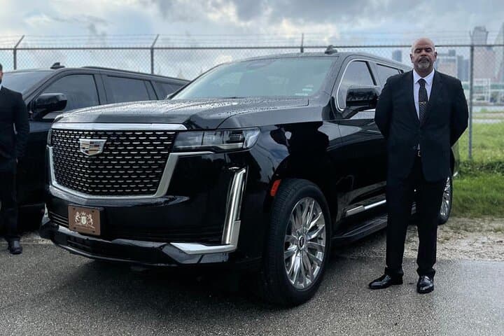 VIP Transfer to Miami International Airport and Port of Miami — Private Black Car Service photo 4