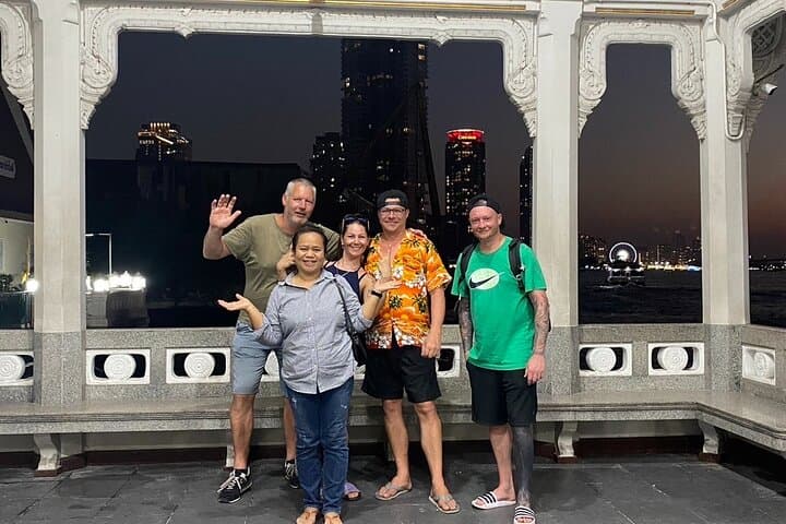 Bangkok Chao Phraya Night Longtail Boat Ride — 1.5hr Self-Guided River Tour photo 4