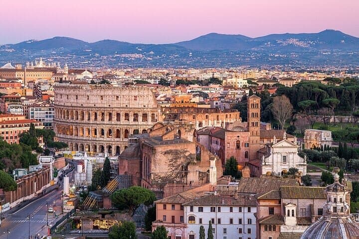 Private Colosseum, Roman Forum & Palatine Hill Walking Tour photo 2