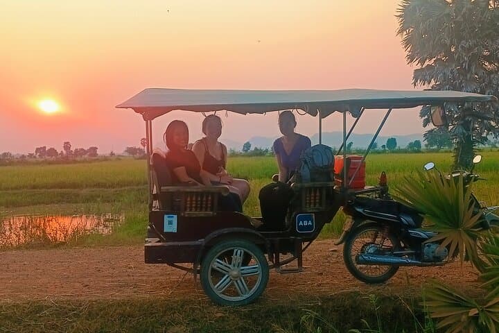 Bamboo Train & Countryside Tour of Battambang — Ancient Houses to Bat Cave at Sunset