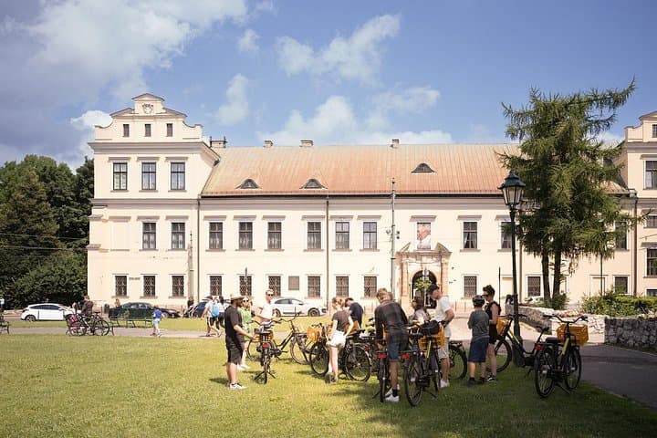 Evening 2-Hour Bike Orientation: Kraków Old Town & Wawel Panorama photo 2