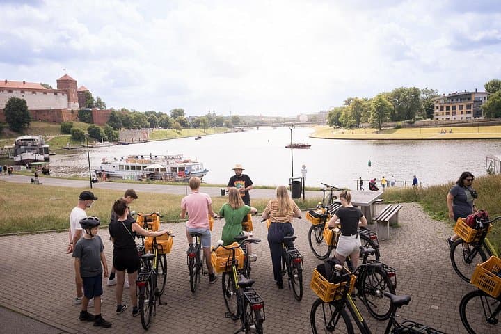 Evening 2-Hour Bike Orientation: Kraków Old Town & Wawel Panorama photo 4