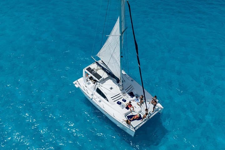 Catamaran Snorkel & Beach Club Day Trip to Isla Mujeres from Cancun photo 3