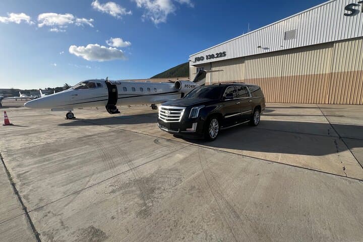Smooth Touchdown: Private One-Way Transfers in St. Thomas photo 5