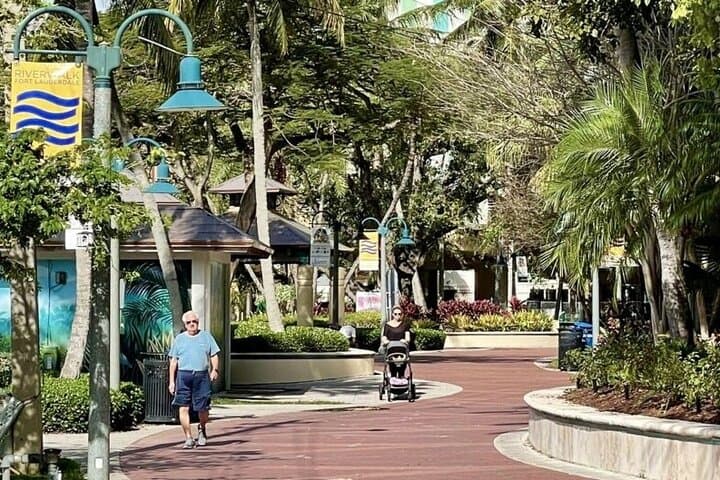 Miami and Fort Lauderdale Private City Tour: Beaches, Art Deco & Little Havana photo 5