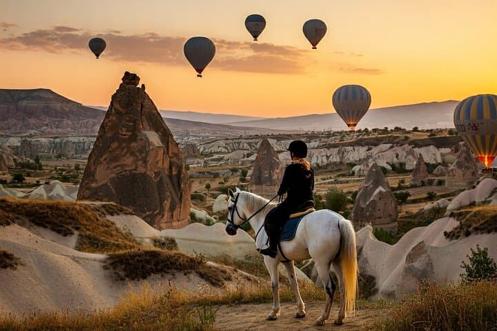 Sunrise Hot Air Balloon Flight Over Cappadocia: Premium Göreme Experience photo 5