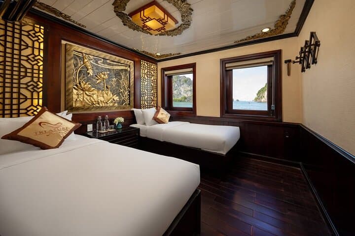 Treasure Junk Overnight Cruise in Bai Tu Long Bay — 2D1N Boutique Experience photo 6