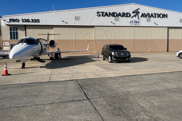 St. Thomas Airport Transfer to Yacht Haven & Bluebeards — Private Taxi (20 min) photo 4