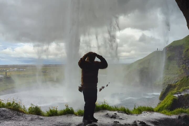 South Coast of Iceland: Waterfalls, Black Sand & Local Secrets photo 3