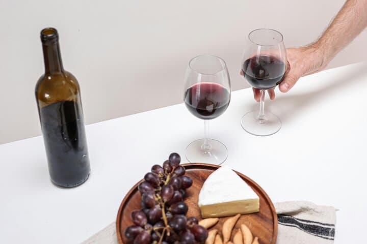 Montmartre Wine and Cheese Walking Tour — Small-Group Tasting in Paris photo 3