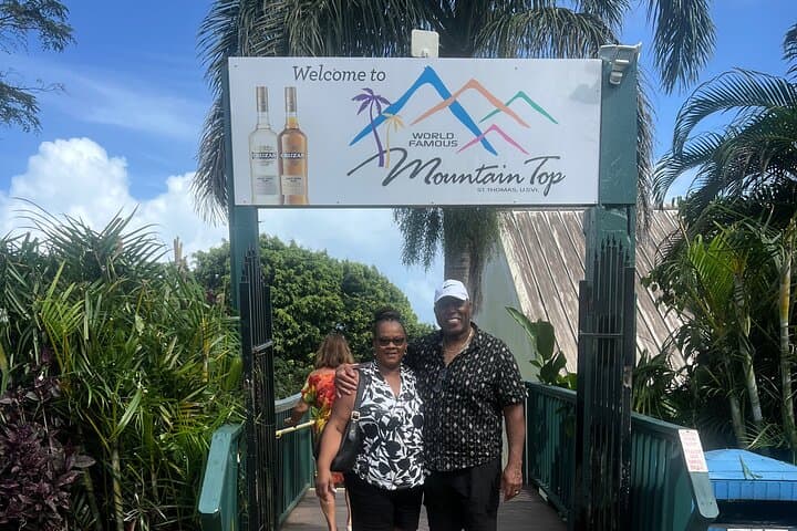 St. Thomas Scenic Island Tour: Magen's Bay, Mountain Top & Historic Charlotte Amalie photo 5