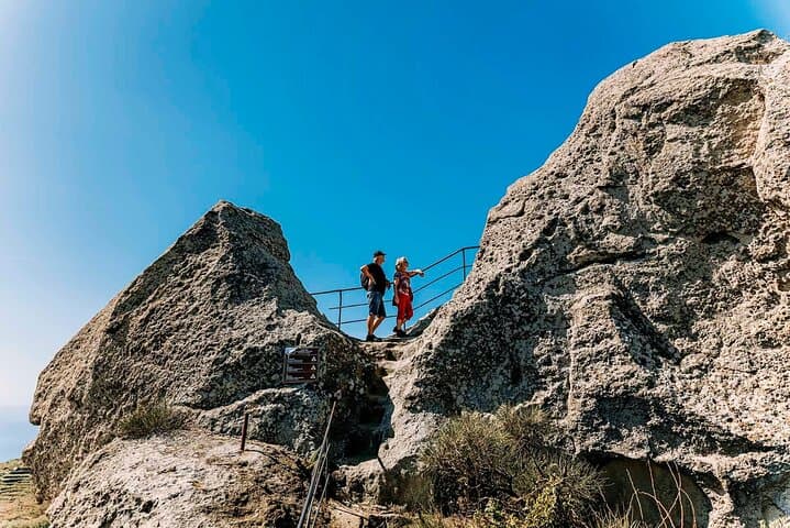 Trekking Monte Epomeo: Hike Ischia’s Ancient Aqueduct to the Summit photo 3
