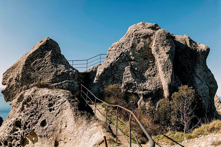Trekking Monte Epomeo: Hike Ischia’s Ancient Aqueduct to the Summit photo 4