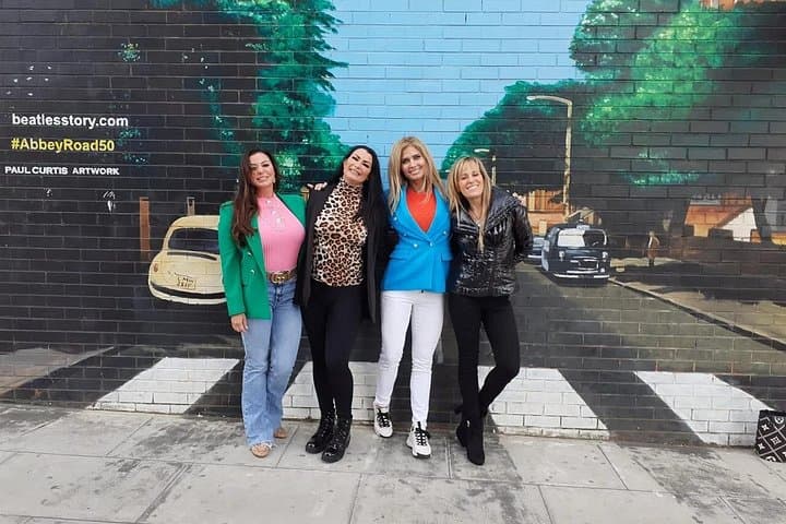 Beatles Heritage Tour: Liverpool Birthplaces, Penny Lane & Strawberry Fields photo 3