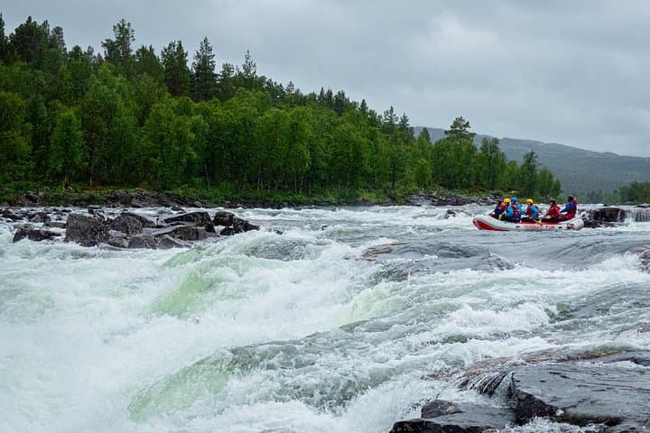 Wild Viking Rafting on Numedalslågen — Level 3 Whitewater Rafting Near Geilo photo 3