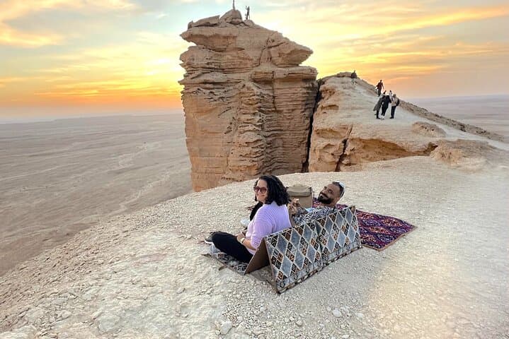 Riyadh Private Day Tour: Custom 4x4 Adventures to Edge of the World & City Highlights photo 6