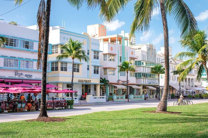 Miami City Tour: South Beach, Wynwood, Little Havana & Biscayne Bay Cruise photo 2